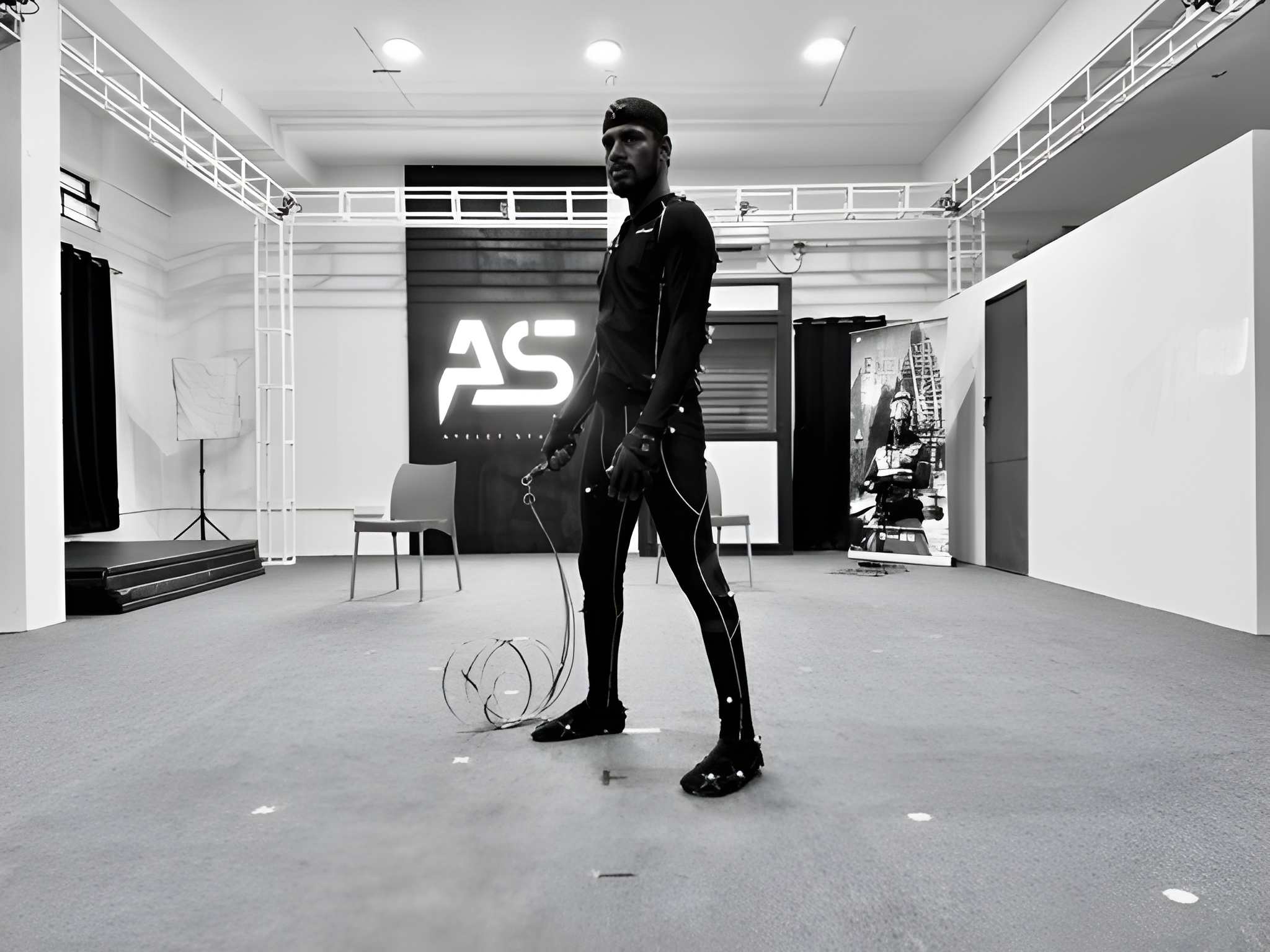 Motion capture session at Ayelet Studio: a performer rehearsing with the Surulvaal